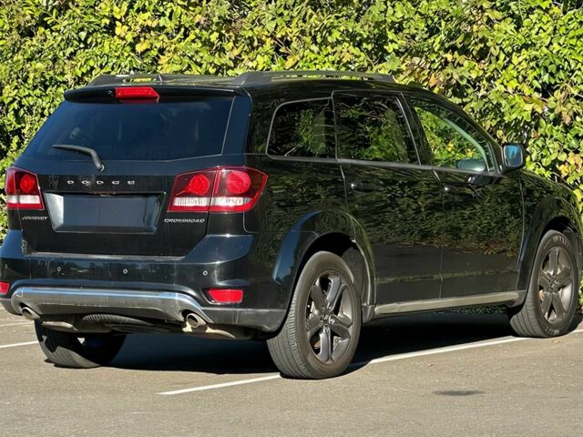 Черный Додж Джорни, объемом двигателя 3.6 л и пробегом 44 тыс. км за 9000 $, фото 3 на Automoto.ua