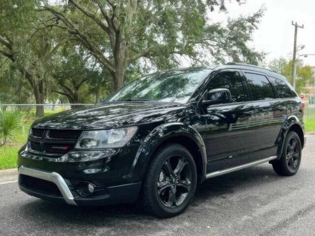 Черный Додж Джорни, объемом двигателя 3.6 л и пробегом 98 тыс. км за 9000 $, фото 2 на Automoto.ua