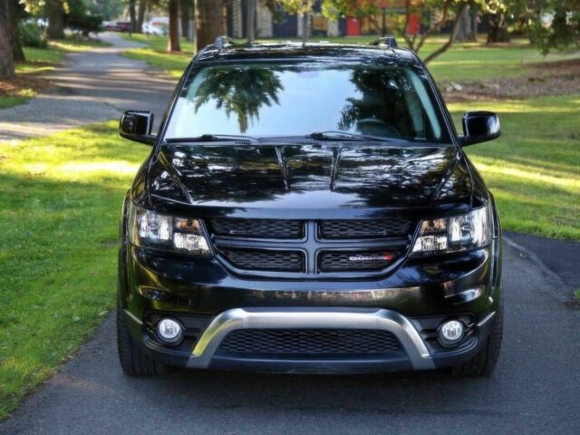 Чорний Додж Джорні, об'ємом двигуна 3.6 л та пробігом 38 тис. км за 7600 $, фото 1 на Automoto.ua