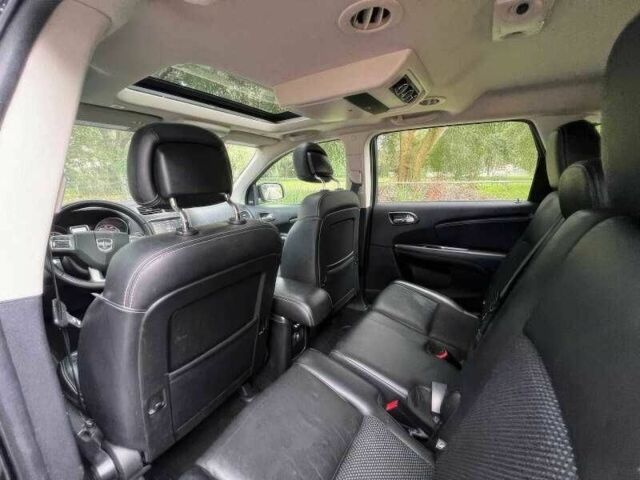 Черный Додж Джорни, объемом двигателя 3.6 л и пробегом 98 тыс. км за 9000 $, фото 9 на Automoto.ua