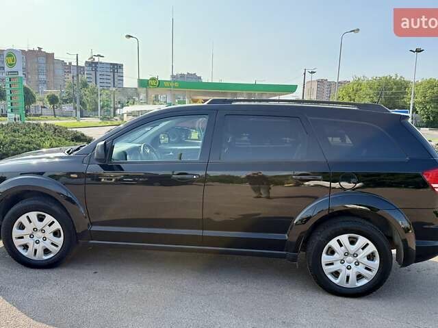 Черный Додж Джорни, объемом двигателя 2.36 л и пробегом 179 тыс. км за 10950 $, фото 7 на Automoto.ua