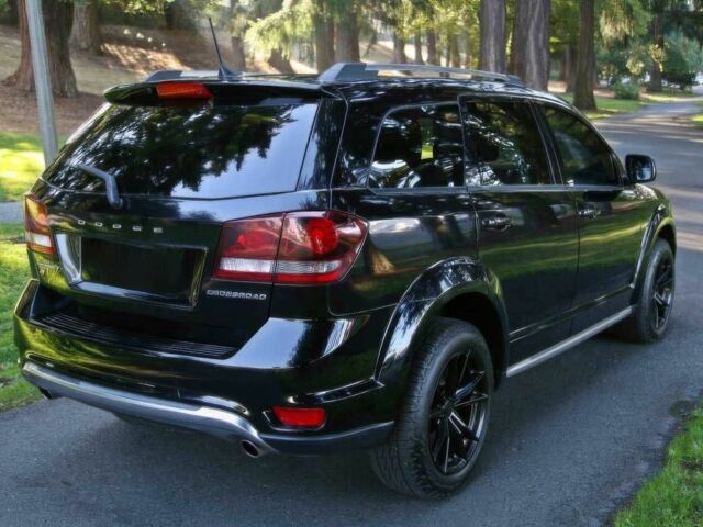 Чорний Додж Джорні, об'ємом двигуна 3.6 л та пробігом 38 тис. км за 7600 $, фото 6 на Automoto.ua