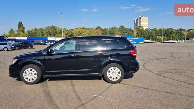 Черный Додж Джорни, объемом двигателя 2.4 л и пробегом 96 тыс. км за 12300 $, фото 6 на Automoto.ua