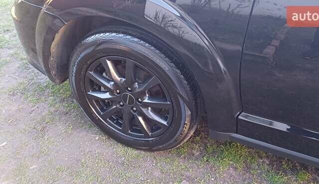 Чорний Додж Джорні, об'ємом двигуна 2.36 л та пробігом 68 тис. км за 15800 $, фото 5 на Automoto.ua