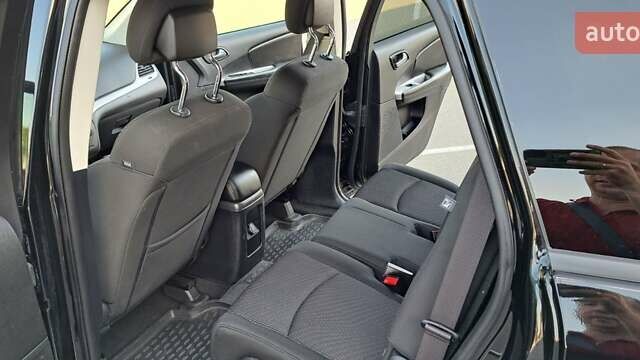 Черный Додж Джорни, объемом двигателя 2.4 л и пробегом 96 тыс. км за 12300 $, фото 14 на Automoto.ua