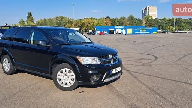 Черный Додж Джорни, объемом двигателя 2.4 л и пробегом 96 тыс. км за 12300 $, фото 1 на Automoto.ua