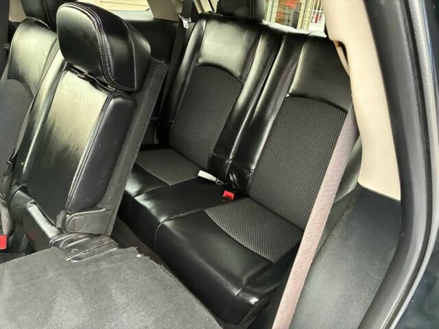 Черный Додж Джорни, объемом двигателя 3.6 л и пробегом 41 тыс. км за 3800 $, фото 14 на Automoto.ua