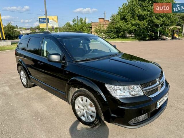 Черный Додж Джорни, объемом двигателя 2.36 л и пробегом 179 тыс. км за 10950 $, фото 2 на Automoto.ua