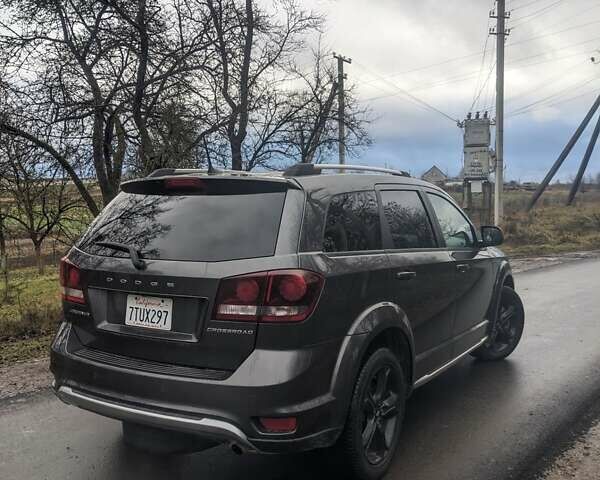 Чорний Додж Джорні, об'ємом двигуна 2.4 л та пробігом 167 тис. км за 12900 $, фото 3 на Automoto.ua