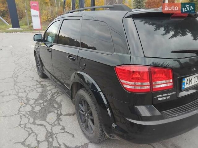 Додж Джорни 2020 в Житомире на Automoto.ua Черный Додж Джорни, объемом двигателя 2.36 л и пробегом 105 тыс. км за 12000 $, фото 2 на Automoto.ua