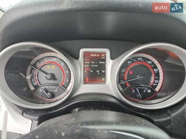 Черный Додж Джорни, объемом двигателя 2.36 л и пробегом 109 тыс. км за 2500 $, фото 8 на Automoto.ua