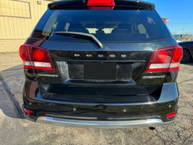 Черный Додж Джорни, объемом двигателя 2.4 л и пробегом 35 тыс. км за 10900 $, фото 4 на Automoto.ua