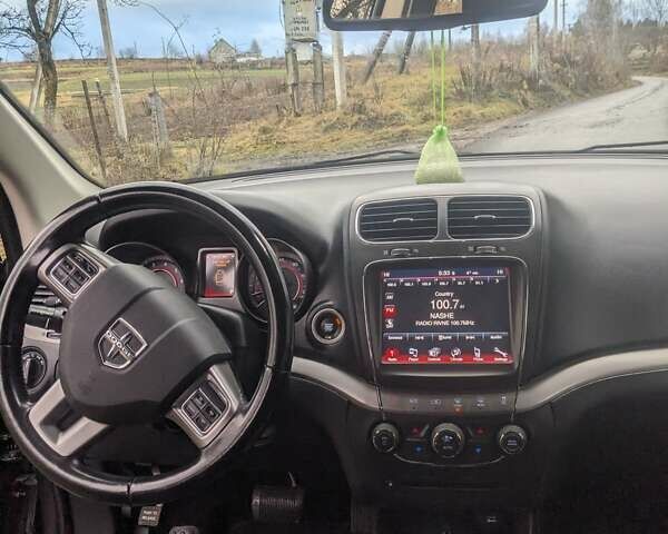 Чорний Додж Джорні, об'ємом двигуна 2.4 л та пробігом 167 тис. км за 12900 $, фото 8 на Automoto.ua