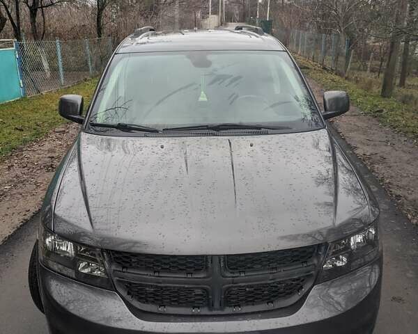 Чорний Додж Джорні, об'ємом двигуна 2.4 л та пробігом 167 тис. км за 12900 $, фото 1 на Automoto.ua