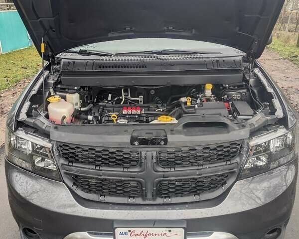 Чорний Додж Джорні, об'ємом двигуна 2.4 л та пробігом 167 тис. км за 12900 $, фото 10 на Automoto.ua