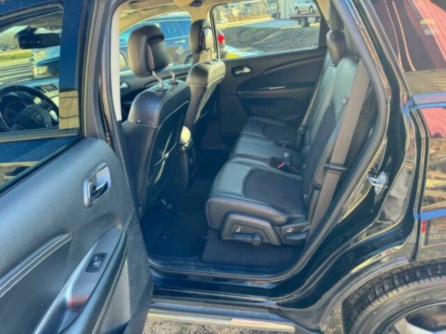 Черный Додж Джорни, объемом двигателя 2.4 л и пробегом 35 тыс. км за 10900 $, фото 9 на Automoto.ua