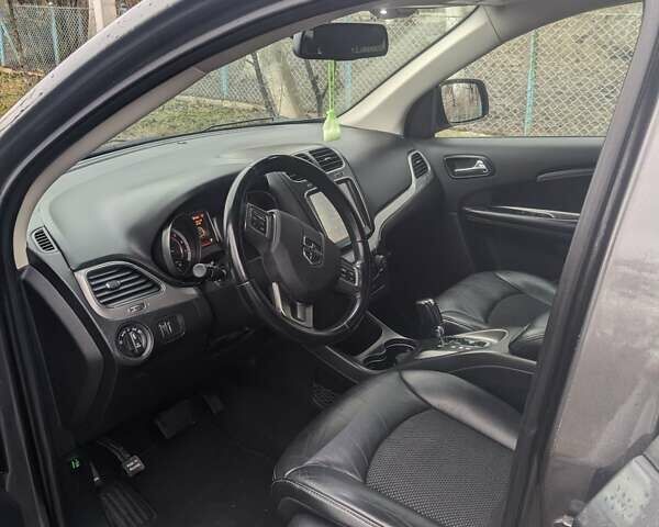 Чорний Додж Джорні, об'ємом двигуна 2.4 л та пробігом 167 тис. км за 12900 $, фото 6 на Automoto.ua