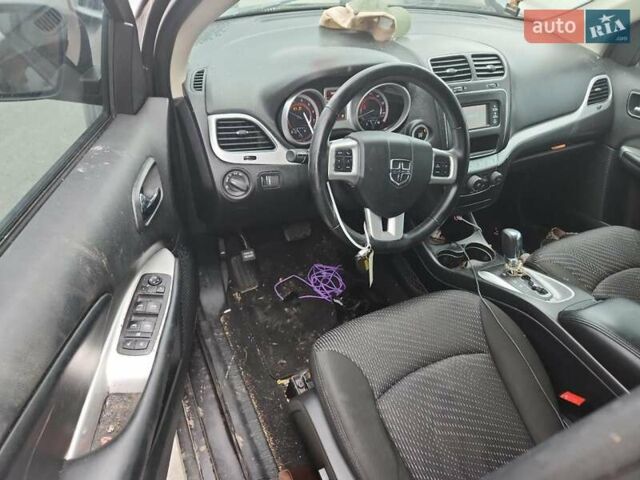 Черный Додж Джорни, объемом двигателя 2.36 л и пробегом 109 тыс. км за 2500 $, фото 7 на Automoto.ua