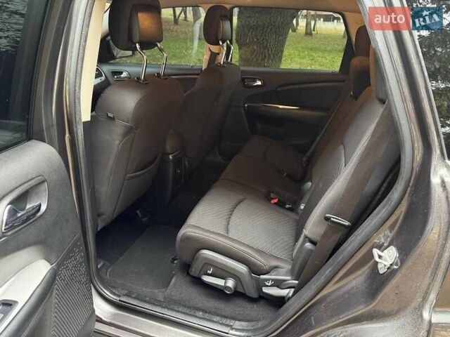 Коричневый Додж Джорни, объемом двигателя 2.36 л и пробегом 150 тыс. км за 9700 $, фото 17 на Automoto.ua