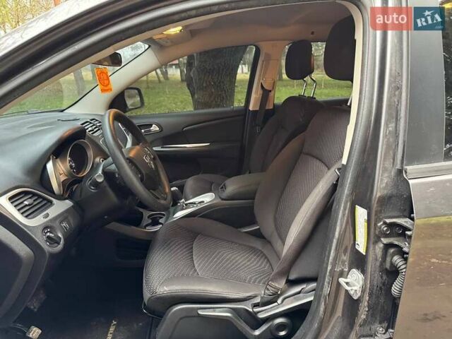 Коричневый Додж Джорни, объемом двигателя 2.36 л и пробегом 150 тыс. км за 9700 $, фото 15 на Automoto.ua