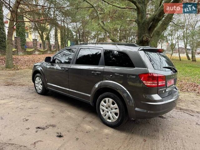 Коричневый Додж Джорни, объемом двигателя 2.36 л и пробегом 150 тыс. км за 9700 $, фото 5 на Automoto.ua