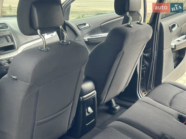 Коричневый Додж Джорни, объемом двигателя 2.4 л и пробегом 189 тыс. км за 11500 $, фото 22 на Automoto.ua