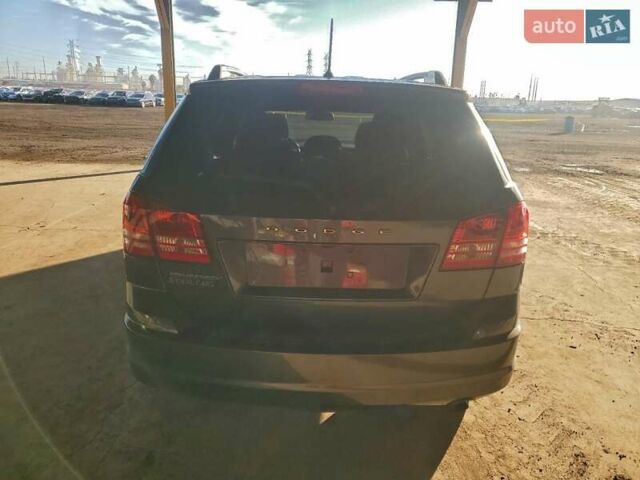 Коричневый Додж Джорни, объемом двигателя 2.36 л и пробегом 152 тыс. км за 1200 $, фото 5 на Automoto.ua