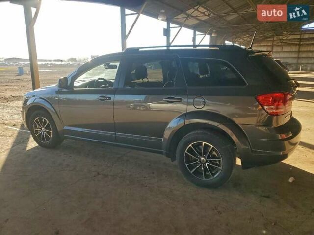 Коричневый Додж Джорни, объемом двигателя 2.36 л и пробегом 152 тыс. км за 1200 $, фото 1 на Automoto.ua