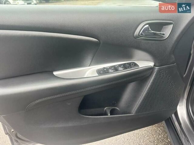 Коричневый Додж Джорни, объемом двигателя 2.4 л и пробегом 114 тыс. км за 12900 $, фото 2 на Automoto.ua