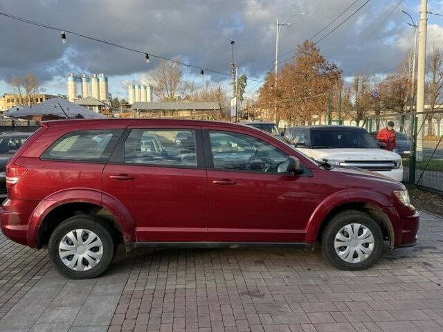 Красный Додж Джорни, объемом двигателя 2.4 л и пробегом 285 тыс. км за 7700 $, фото 1 на Automoto.ua