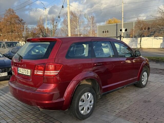 Красный Додж Джорни, объемом двигателя 2.4 л и пробегом 285 тыс. км за 7700 $, фото 2 на Automoto.ua