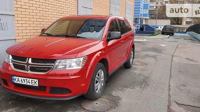 Красный Додж Джорни, объемом двигателя 2.4 л и пробегом 190 тыс. км за 9200 $, фото 10 на Automoto.ua