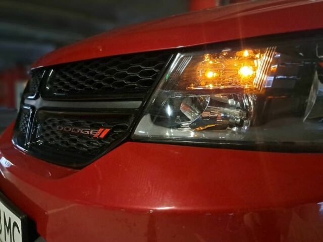 Червоний Додж Джорні, об'ємом двигуна 2.4 л та пробігом 92 тис. км за 12025 $, фото 2 на Automoto.ua