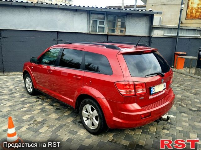 Красный Додж Джорни, объемом двигателя 2 л и пробегом 271 тыс. км за 5000 $, фото 2 на Automoto.ua