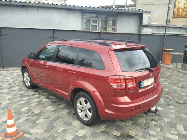 Красный Додж Джорни, объемом двигателя 2 л и пробегом 271 тыс. км за 5000 $, фото 4 на Automoto.ua