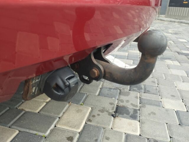 Красный Додж Джорни, объемом двигателя 2 л и пробегом 271 тыс. км за 5000 $, фото 5 на Automoto.ua