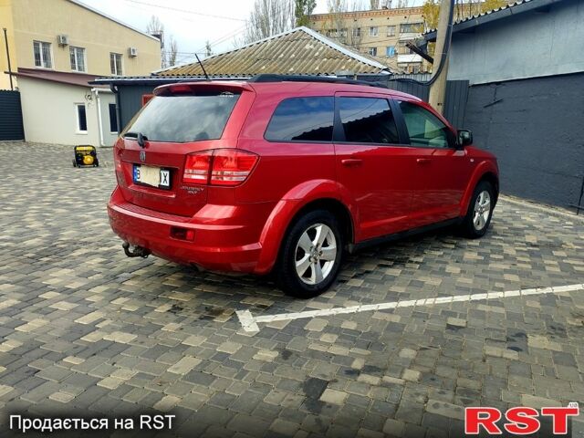 Красный Додж Джорни, объемом двигателя 2 л и пробегом 271 тыс. км за 5000 $, фото 3 на Automoto.ua