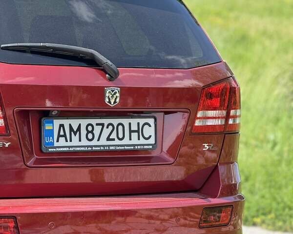 Червоний Додж Джорні, об'ємом двигуна 1.97 л та пробігом 330 тис. км за 10500 $, фото 9 на Automoto.ua