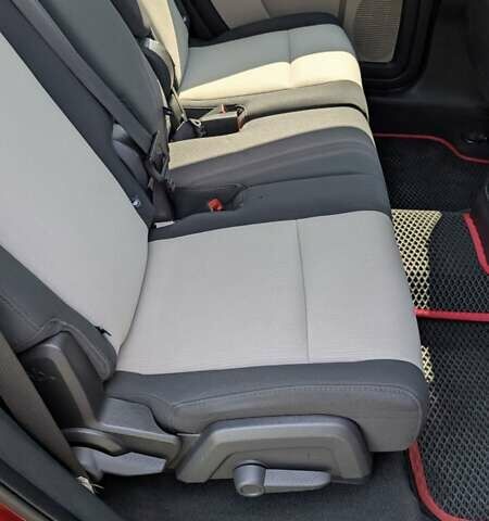 Червоний Додж Джорні, об'ємом двигуна 1.97 л та пробігом 330 тис. км за 10500 $, фото 21 на Automoto.ua