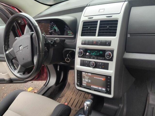 Червоний Додж Джорні, об'ємом двигуна 2 л та пробігом 218 тис. км за 4058 $, фото 7 на Automoto.ua