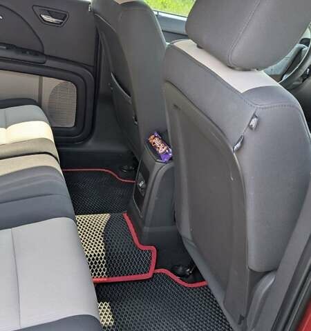 Червоний Додж Джорні, об'ємом двигуна 1.97 л та пробігом 330 тис. км за 10500 $, фото 20 на Automoto.ua