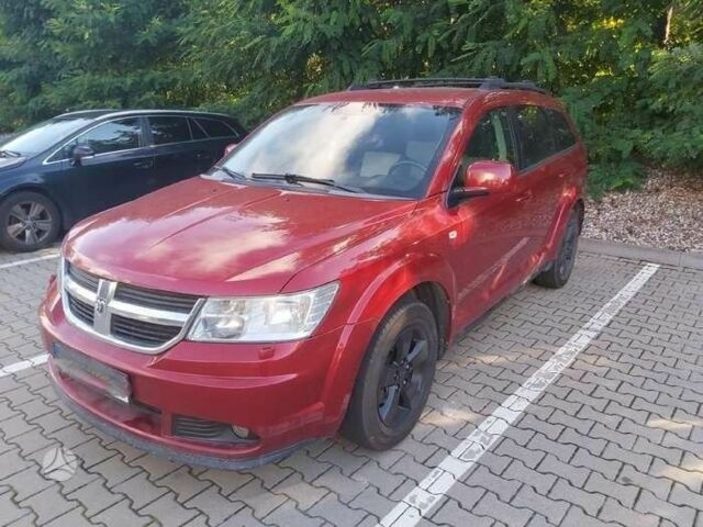 Червоний Додж Джорні, об'ємом двигуна 2 л та пробігом 218 тис. км за 4058 $, фото 2 на Automoto.ua