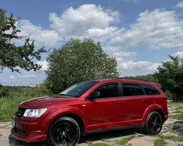 Червоний Додж Джорні, об'ємом двигуна 1.97 л та пробігом 330 тис. км за 10500 $, фото 4 на Automoto.ua