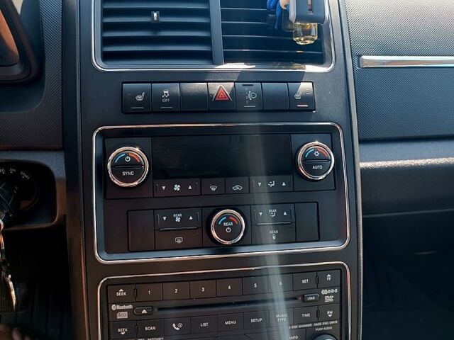 Красный Додж Джорни, объемом двигателя 2 л и пробегом 161 тыс. км за 10000 $, фото 11 на Automoto.ua