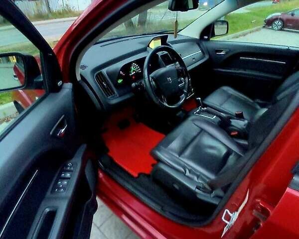 Червоний Додж Джорні, об'ємом двигуна 2 л та пробігом 212 тис. км за 9999 $, фото 4 на Automoto.ua