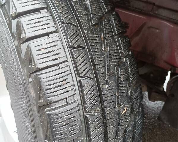 Красный Додж Джорни, объемом двигателя 2.36 л и пробегом 195 тыс. км за 7800 $, фото 8 на Automoto.ua