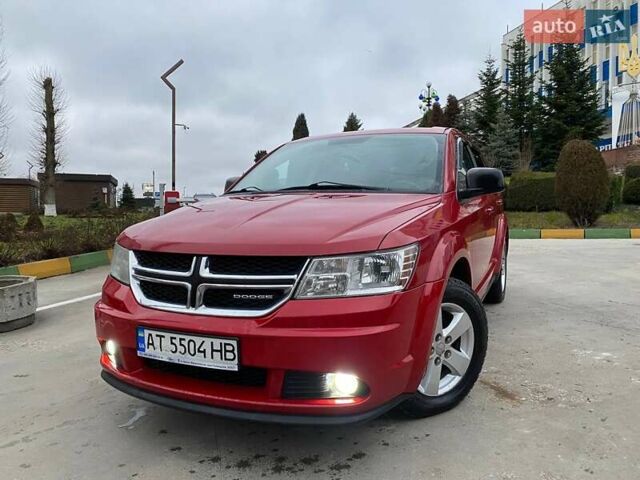 Красный Додж Джорни, объемом двигателя 2.36 л и пробегом 194 тыс. км за 7900 $, фото 2 на Automoto.ua