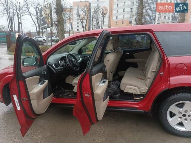 Красный Додж Джорни, объемом двигателя 2.36 л и пробегом 195 тыс. км за 7800 $, фото 10 на Automoto.ua