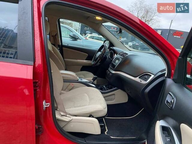 Красный Додж Джорни, объемом двигателя 2.36 л и пробегом 194 тыс. км за 7900 $, фото 25 на Automoto.ua