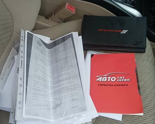 Красный Додж Джорни, объемом двигателя 2.36 л и пробегом 195 тыс. км за 7800 $, фото 20 на Automoto.ua